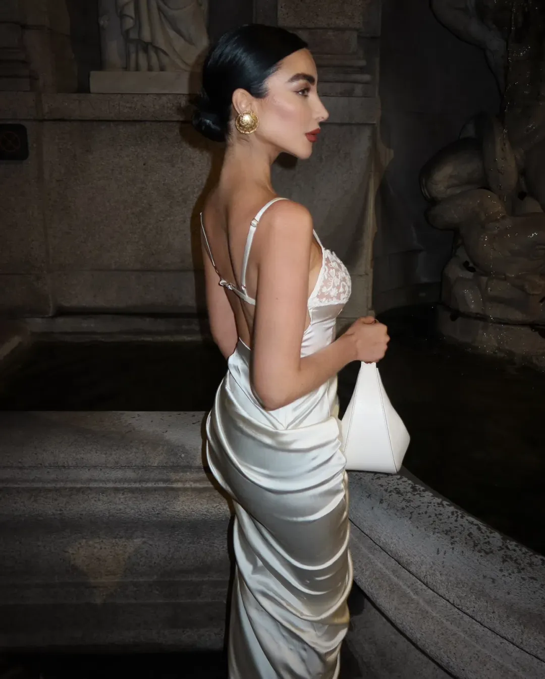 Jacquemus Le Chouchou La Saudade Longue Brodée Maxi Dress Off White Size 36 / AU 8 for rent on The Volte - main image