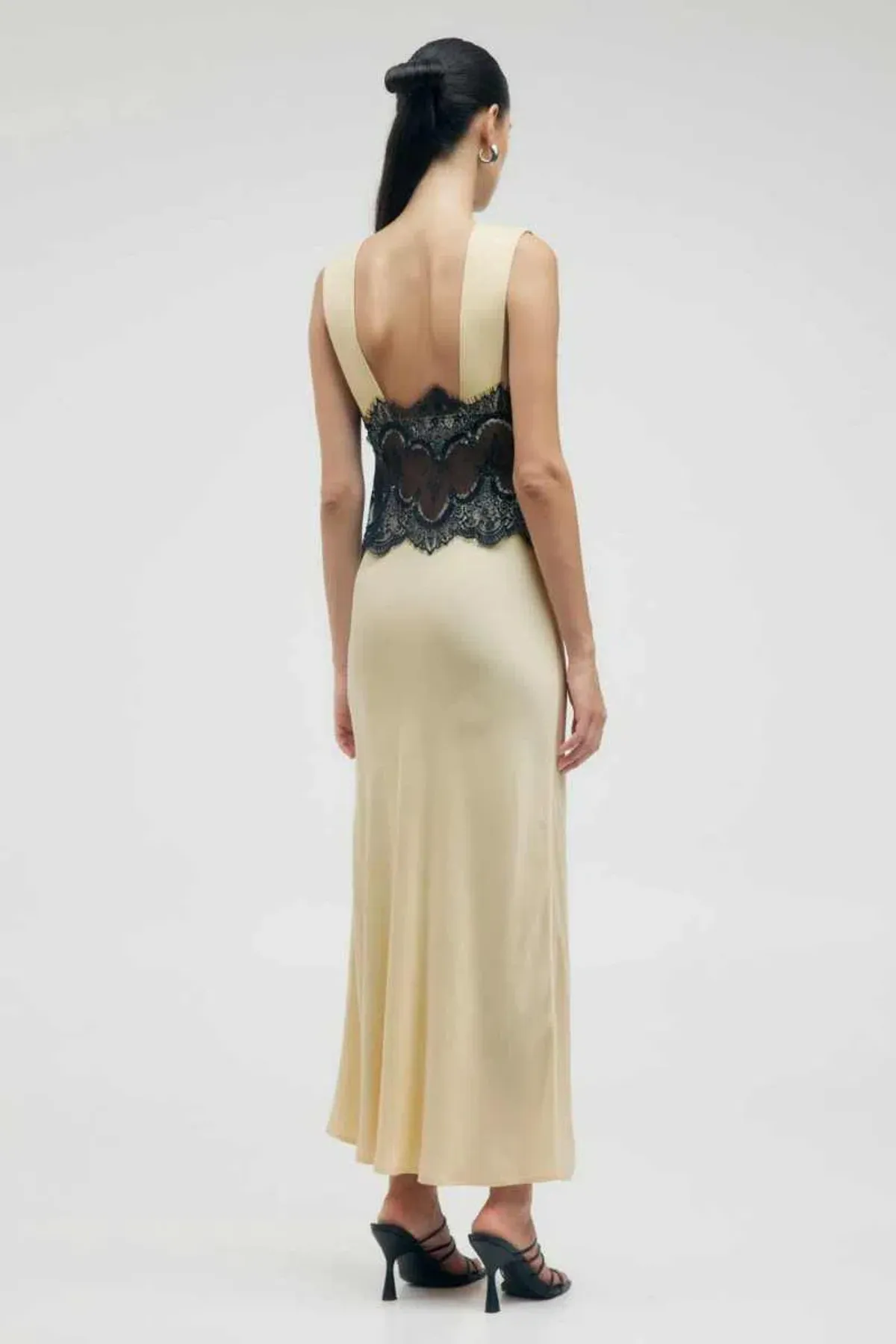 Third Form Visions Lace Deep V Maxi Dress Marshmallow Size 8 - Image 3