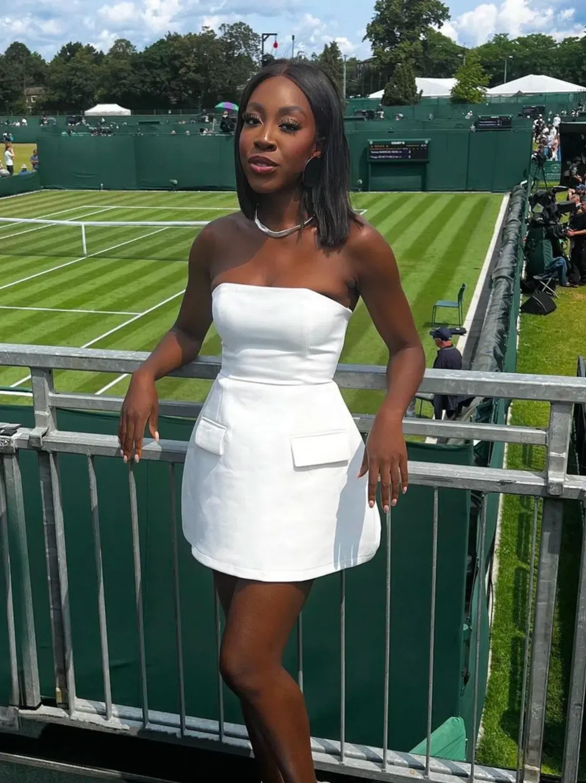 Odd Muse Ultimate Muse Strapless Mini Dress White Size 12 - Image 4