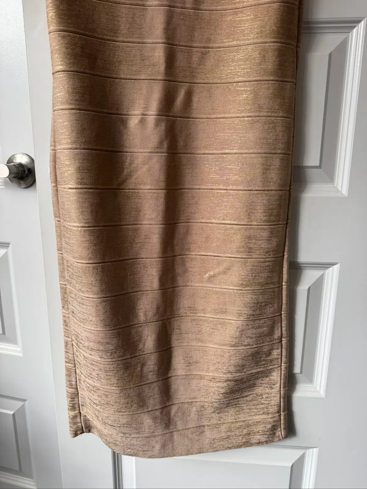 Herve Leger Sweetheart Banded Foil Gown Gold in Size XS/ AU 6 - Image 3
