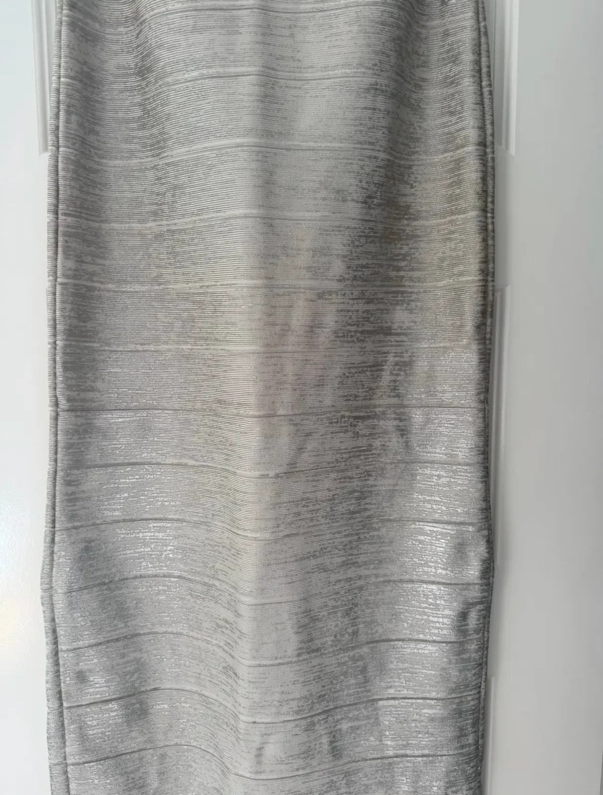 Herve Leger Sweetheart Banded Foil Gown Silver in Size XS/AU 6 - Image 3