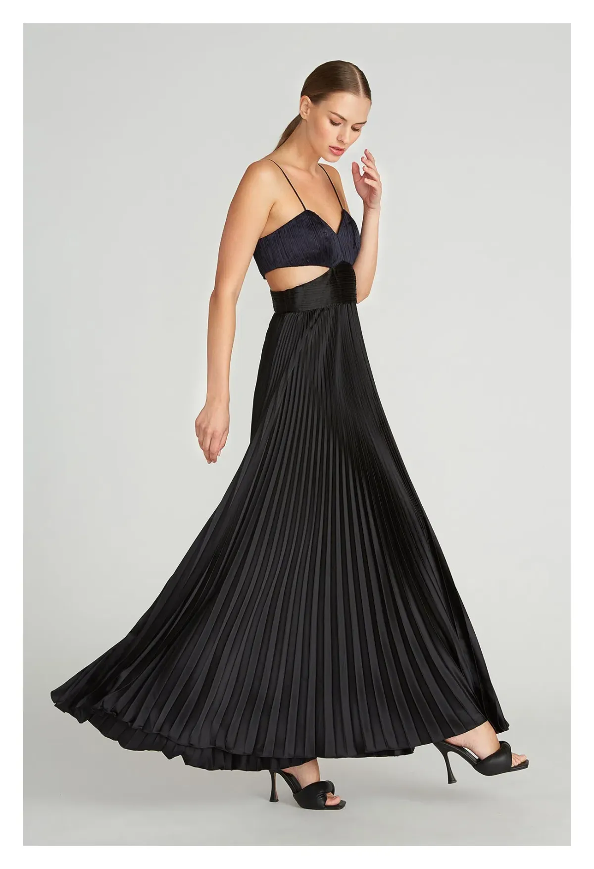 Amur Elodie Pleated Cut-Out Maxi Dress Navy & Black Size 8 - Image 2