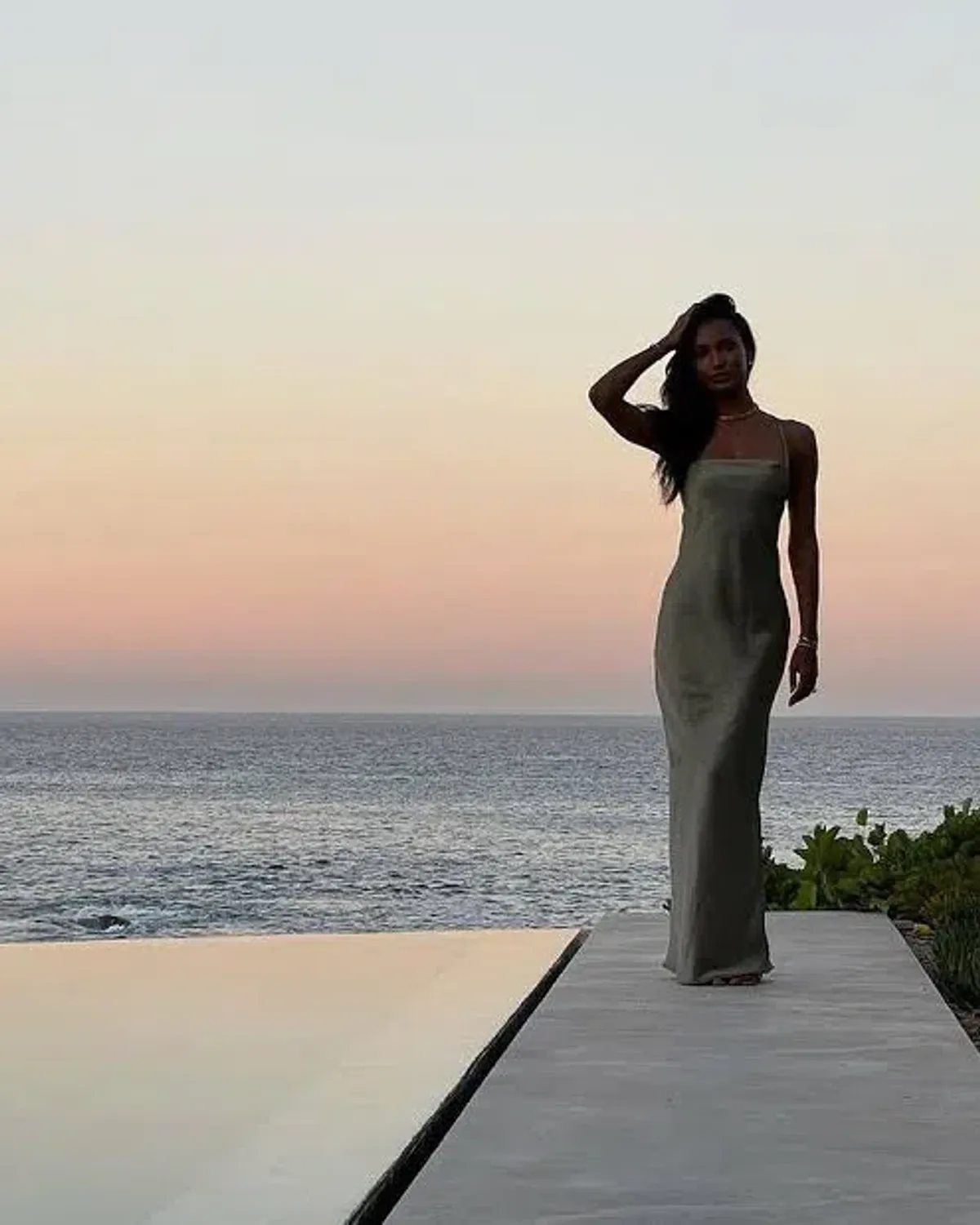 Bec & Bridge The Dreamer Tie Maxi Dress Green Size 6 - Image 1