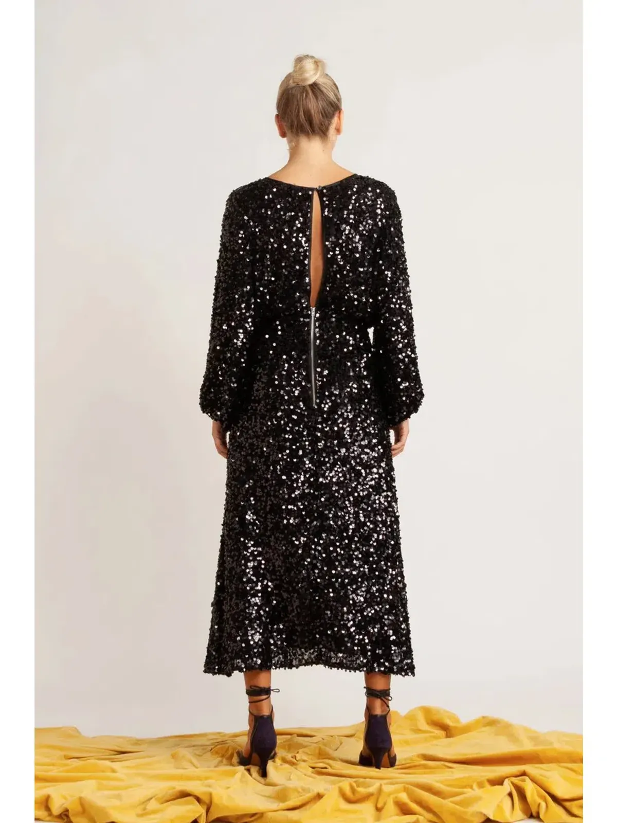 Flannel Alana Dress in Black Size 10 - Image 2