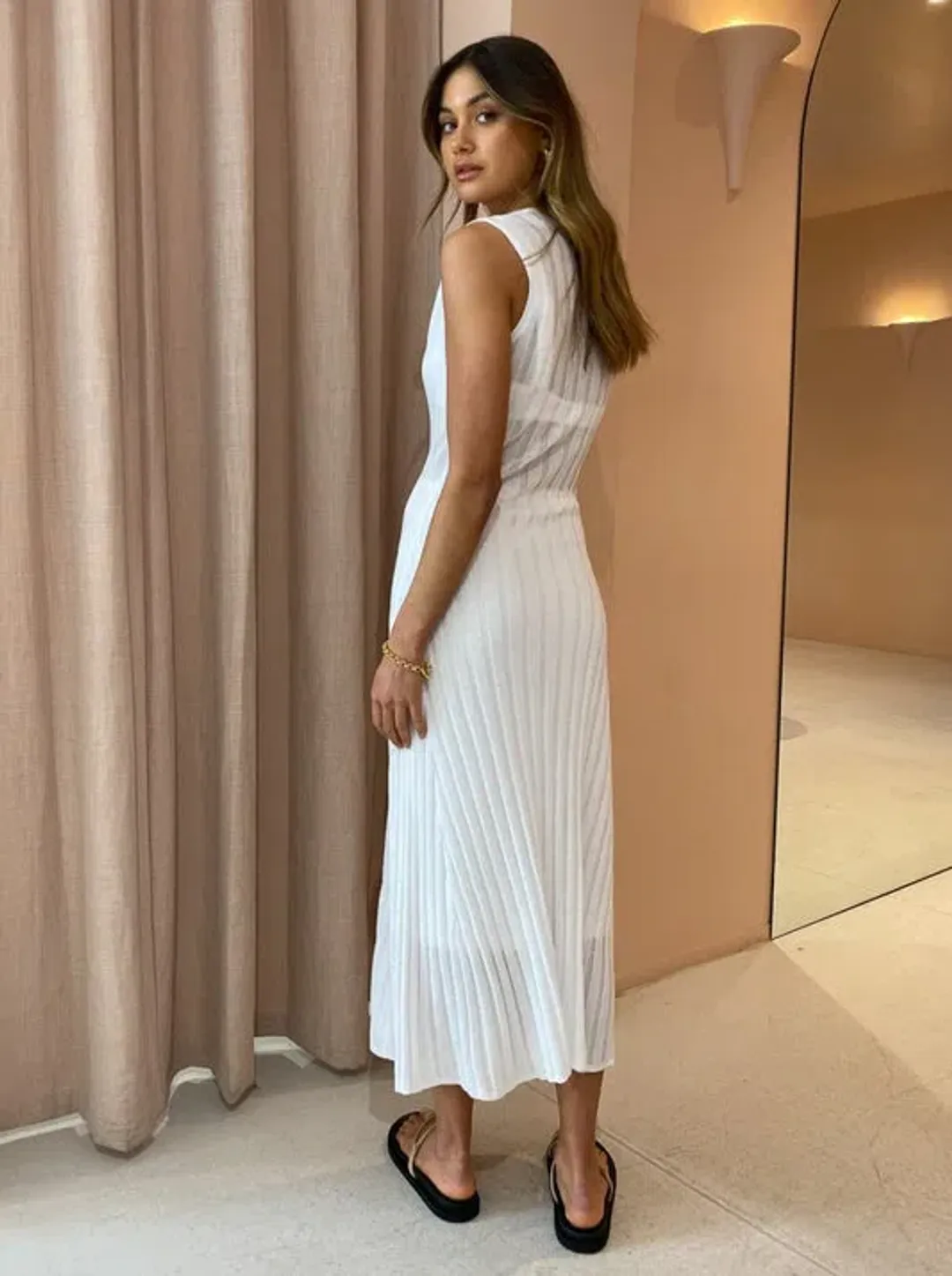 Hansen And Gretel Zanita Dress In White Size L / AU 12 for rent on The Volte - main image