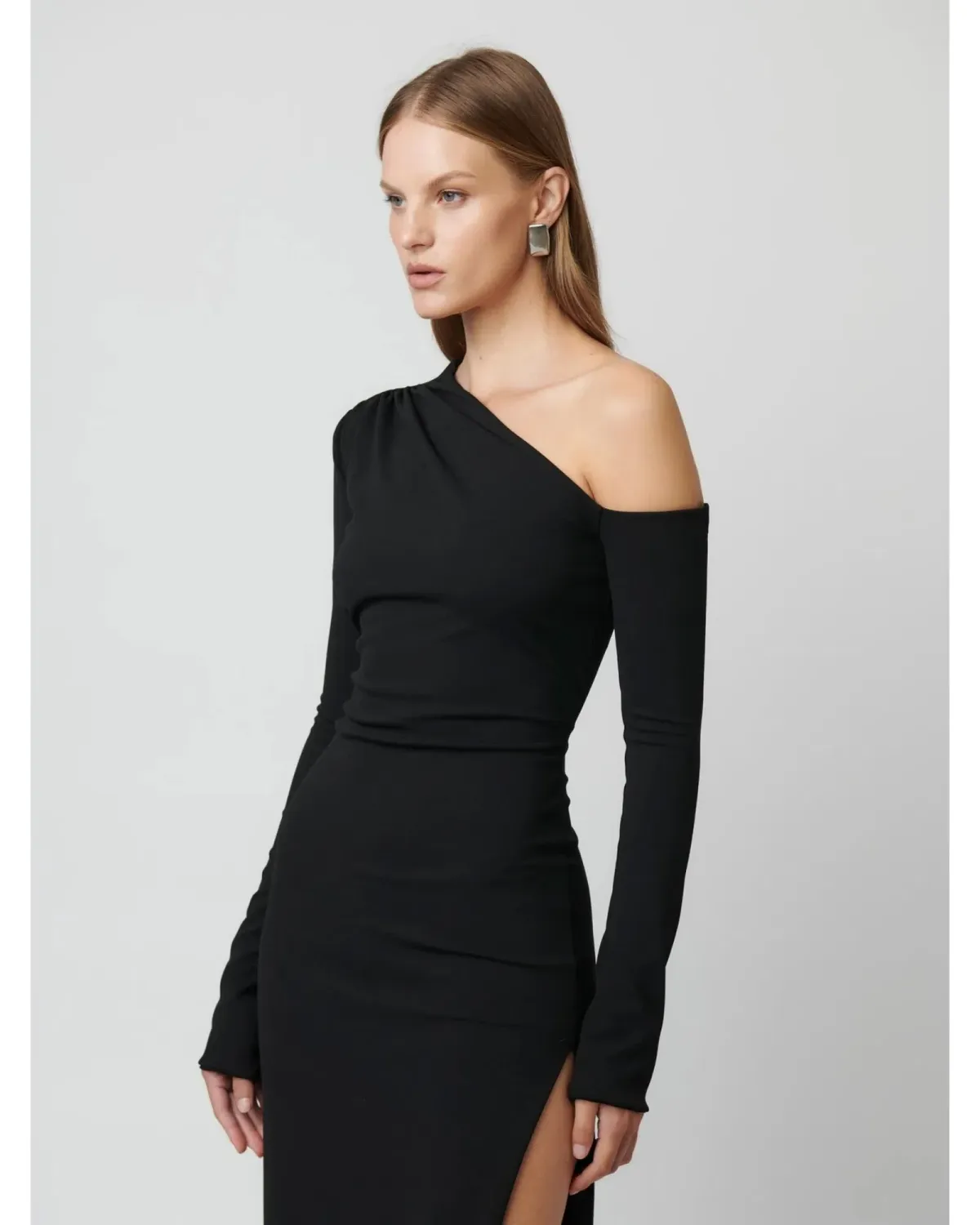 Effie Kats Cayley Gown in Black Size S / AU 8 - Image 2