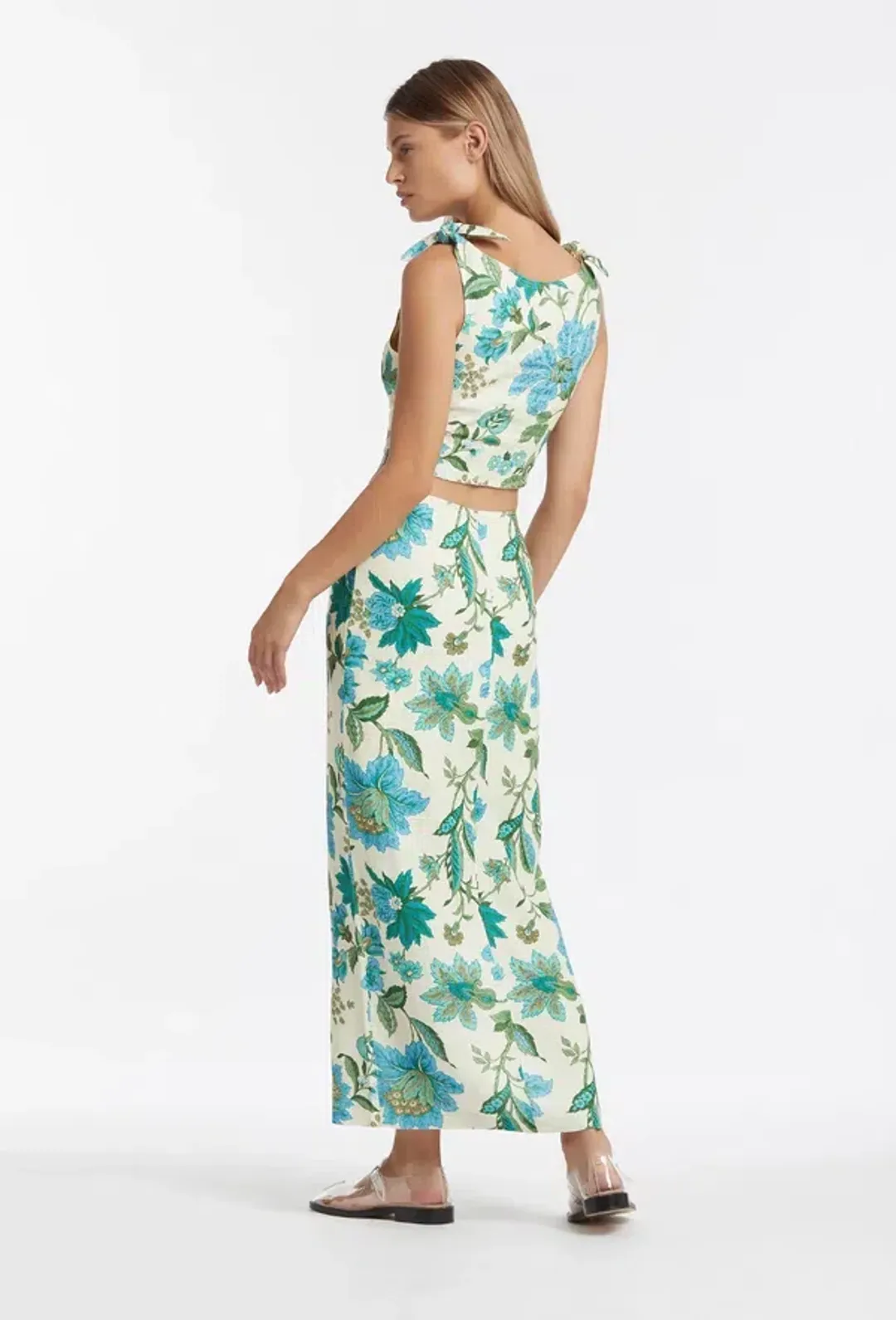 Sir the Label Alexandre Midi Skirt in Blue Floral Marguerite Print Size 1 /AU 8 for rent on The Volte - main image