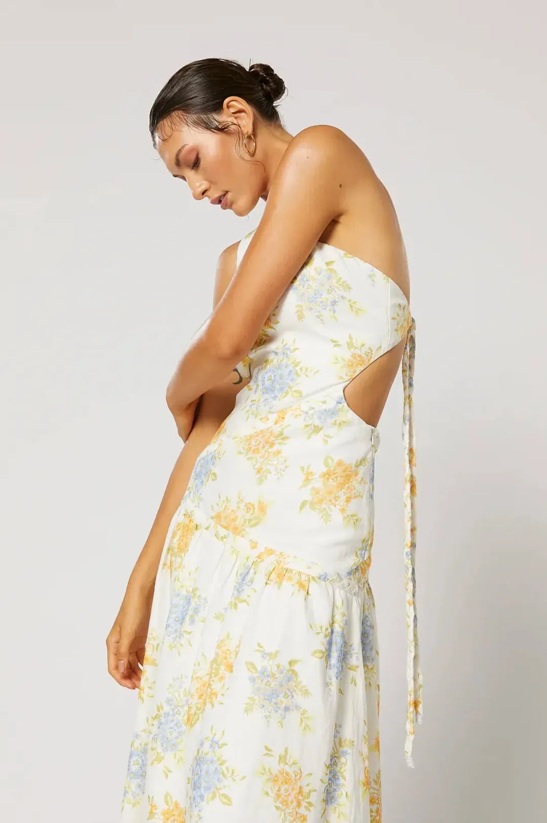 Ravello One Shoulder Dress, Winona, Cream Floral Size S 8 for rent on The Volte - main image