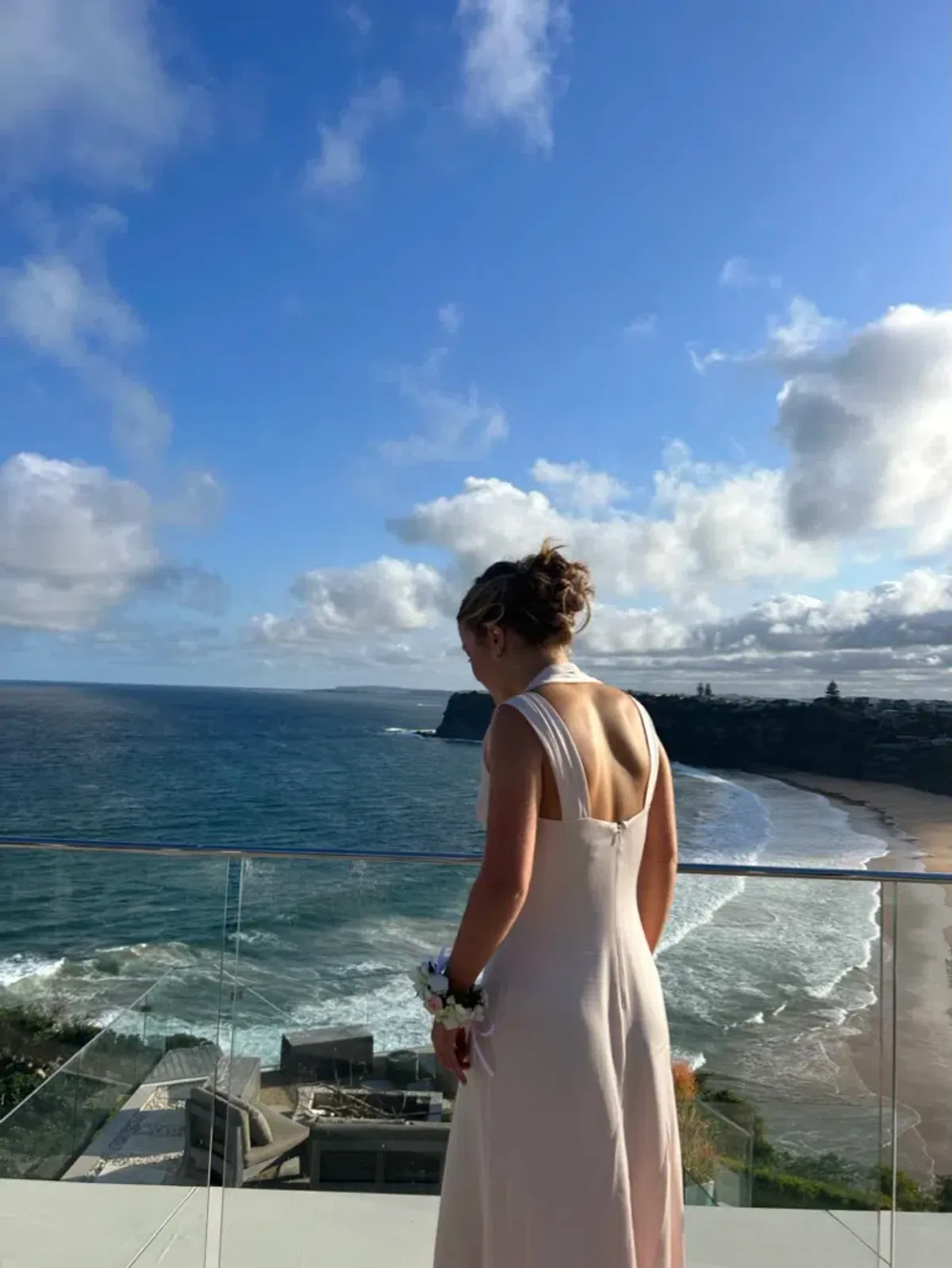 Reiss Lila Bridesmaid Twist Detail Midi Dress Nude Size XS / AU 6 - Image 5