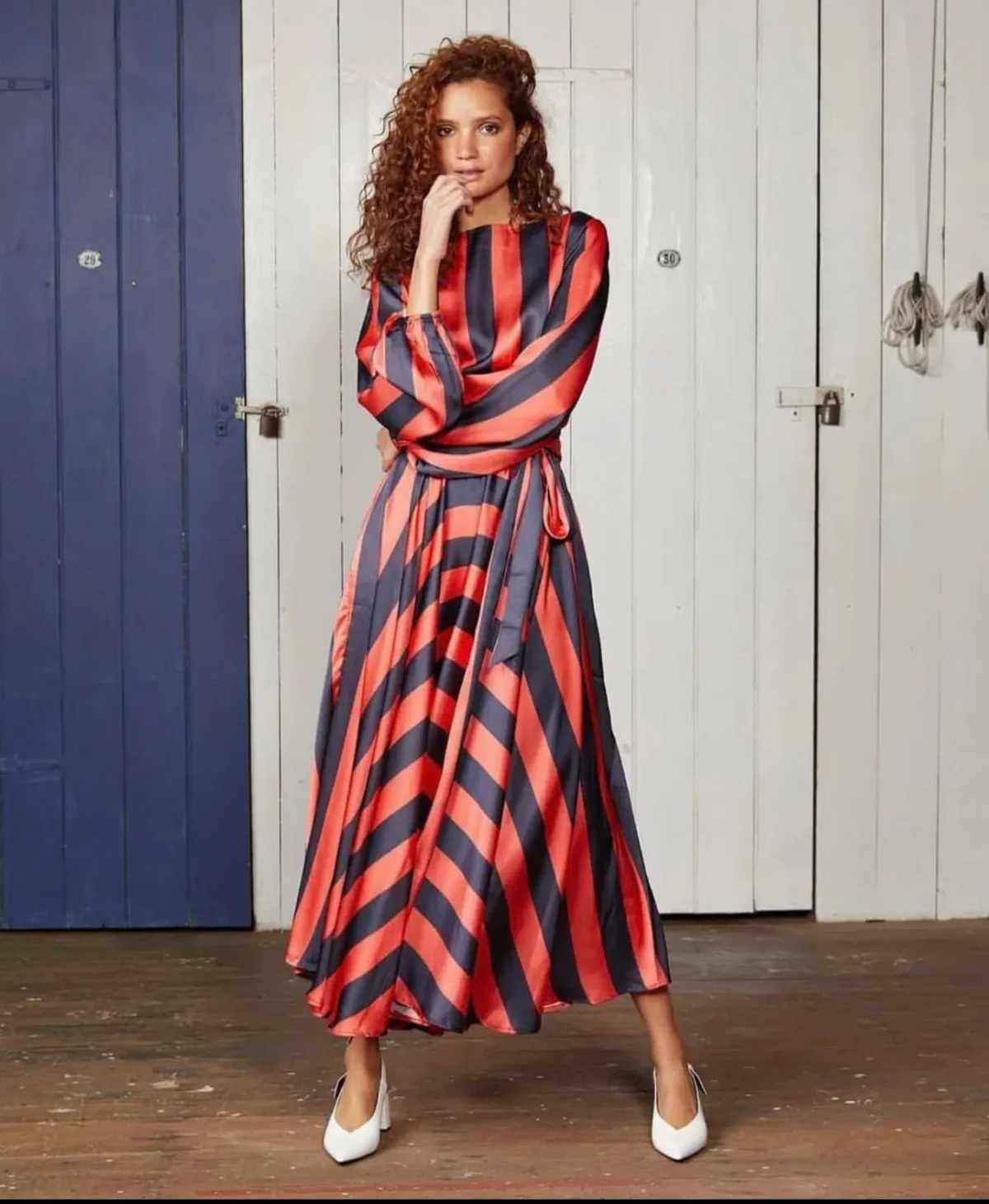 Binny Satin Dress Stripe Size AU 8   - Image 1