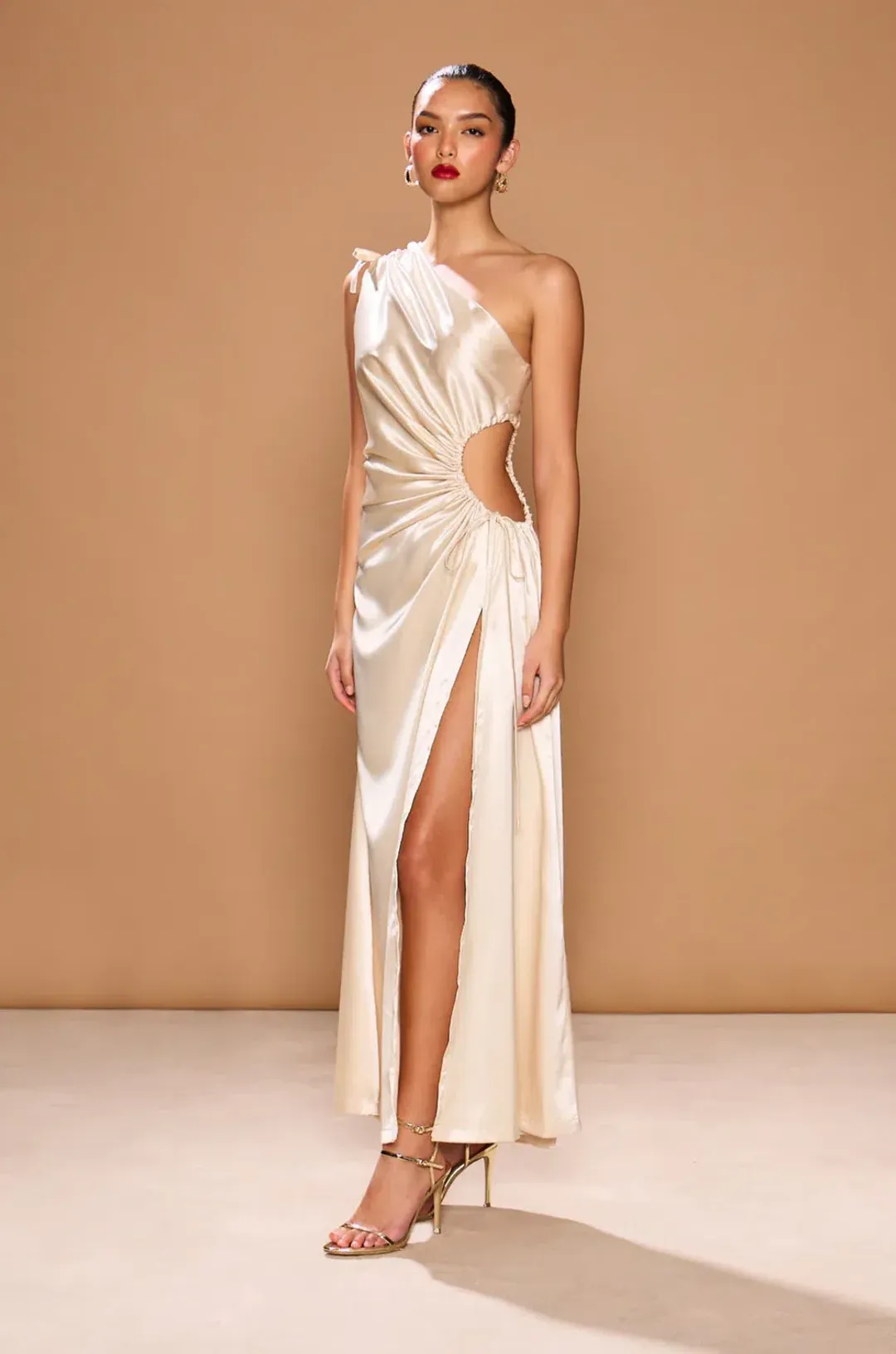 Sonya Moda Nour Maxi Dress Ocean Pearl Size 8 for rent on The Volte - main image