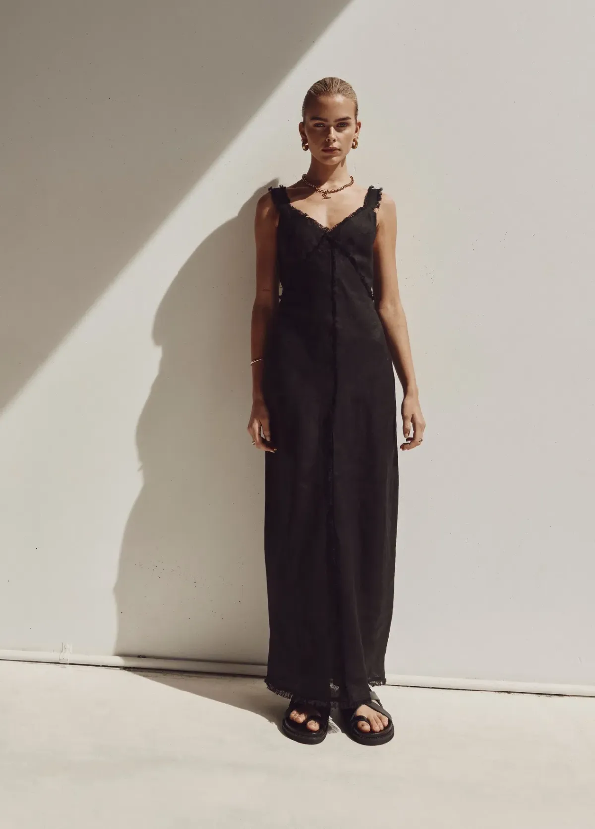 Dissh Georgie Linen Fringe Midi Dress Black Size 6 - Image 1