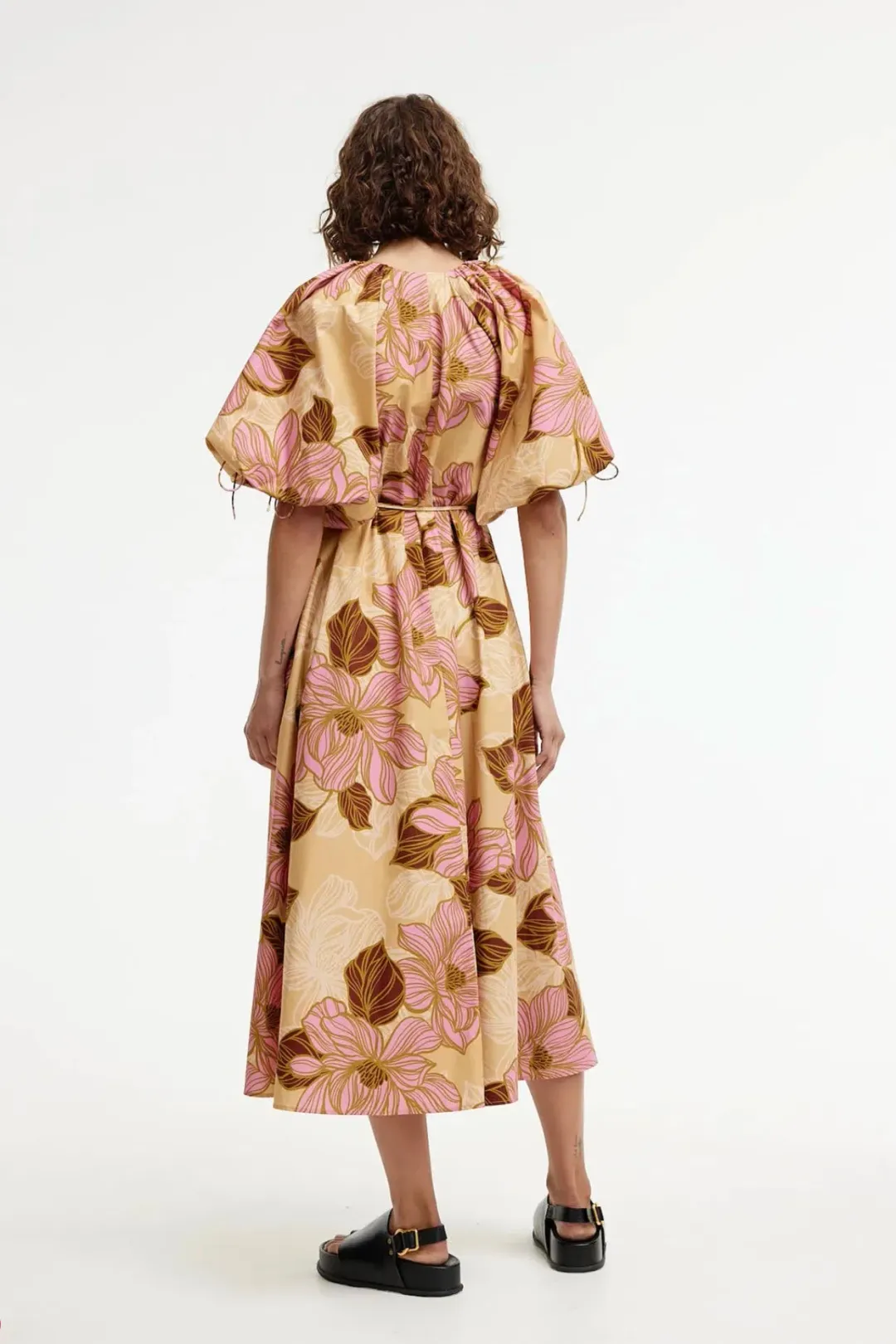 Kinney Elle Puff Sleeve Maxi Dress Rosa Floral Size XXL / AU 16 for rent on The Volte - main image