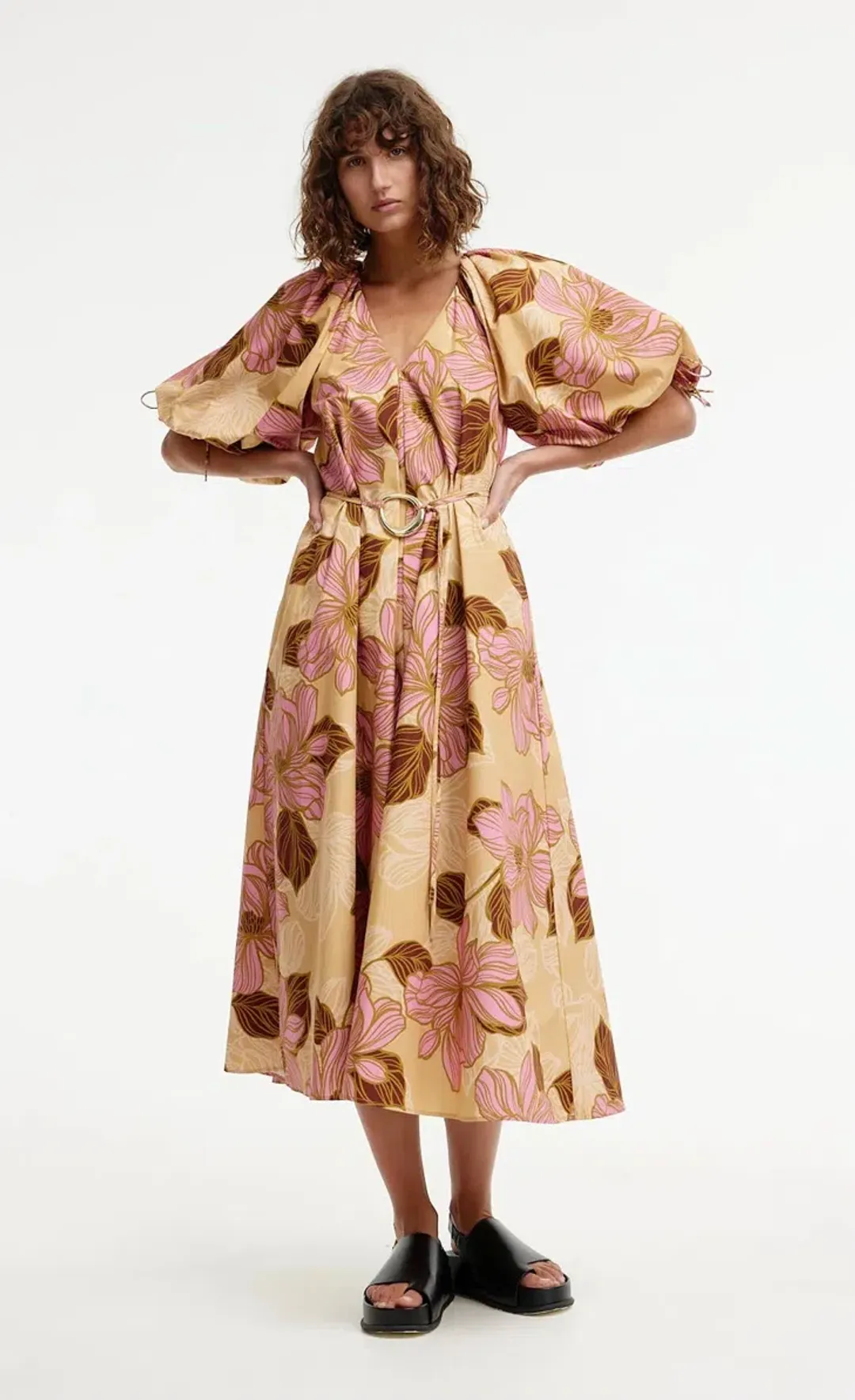 Kinney Elle Puff Sleeve Maxi Dress Rosa Floral Size XXL / AU 16 for rent on The Volte - main image
