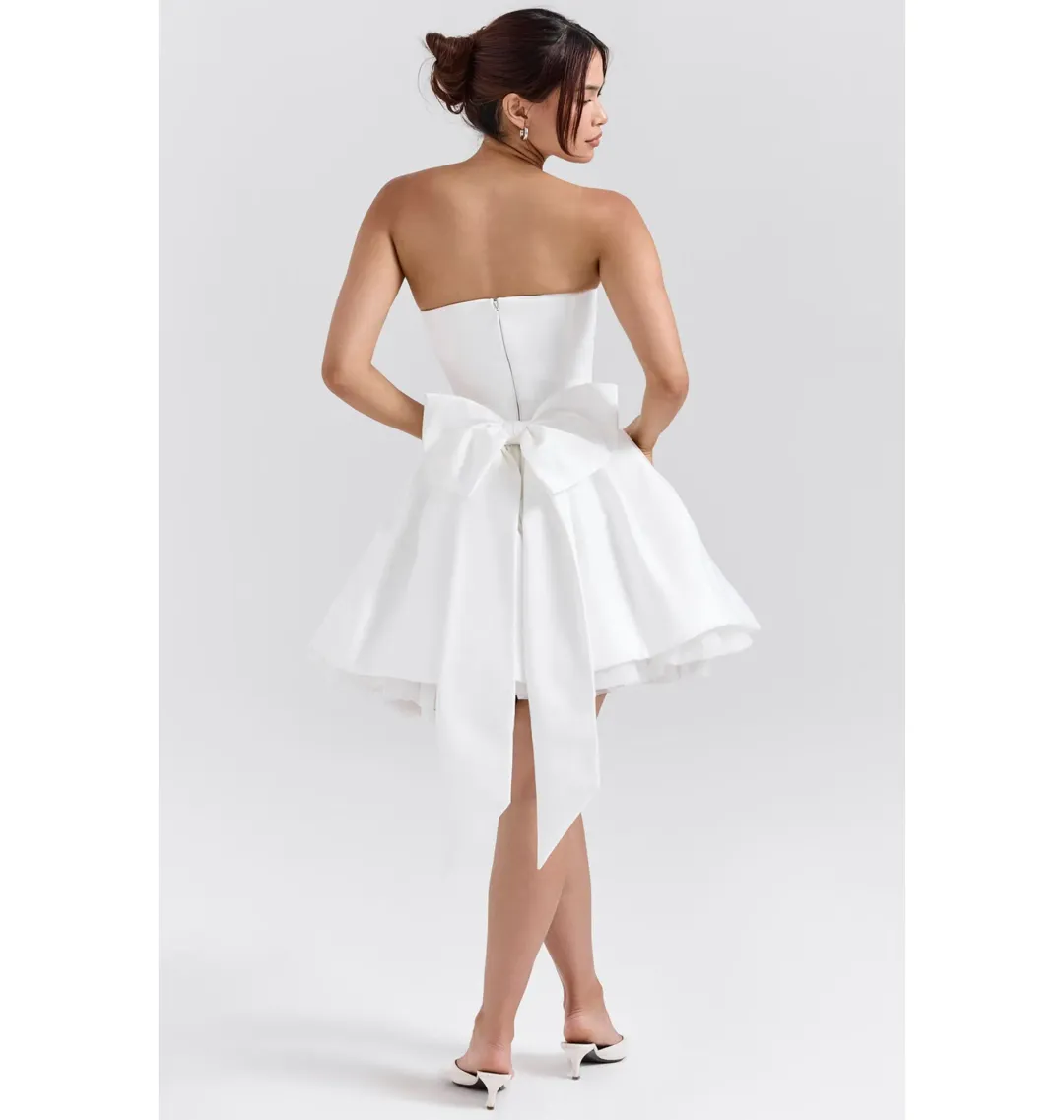 House of CB Noele Satin Strapless Bow Mini Gown White Size XS / AU 6 for rent on The Volte - main image