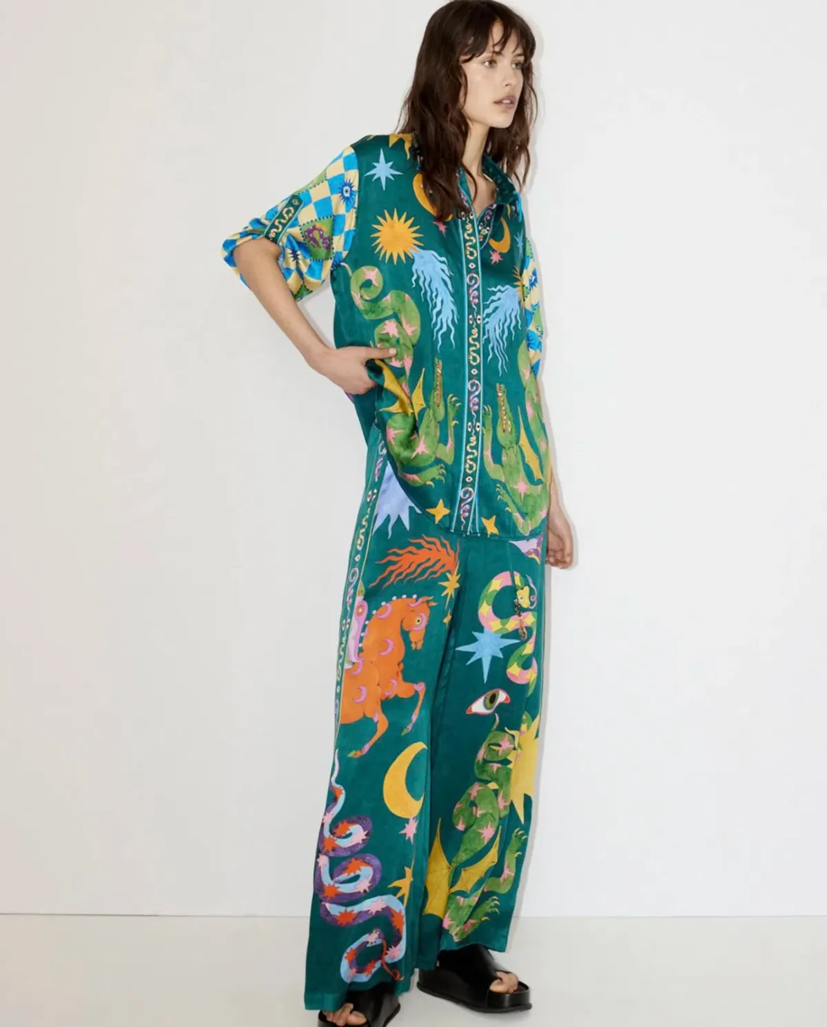 Alemais Guardian Shirt Size 12 and Pants Size 14 Set Green/Print - Image 2