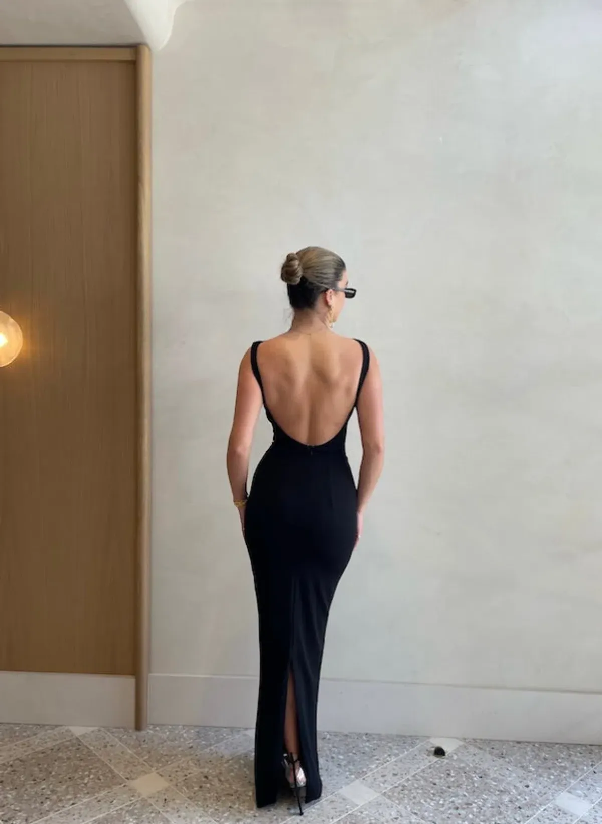 Effie Kats Verona Gown in Black Size 6 - Image 5