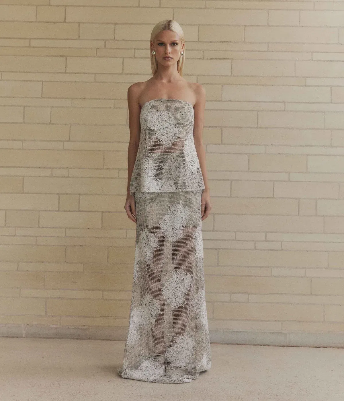 Curaae by Elliatt Dixie Crochet Set in Beige Size 10 - Image 4