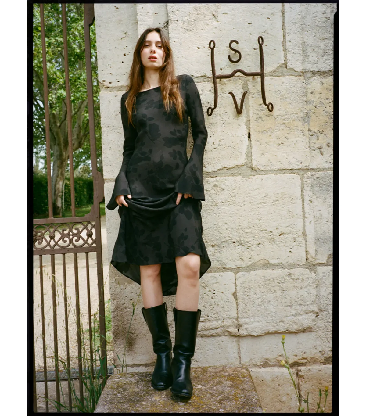 Realisation Gia Dress in Midnight Rose Size AU 10 - Image 3