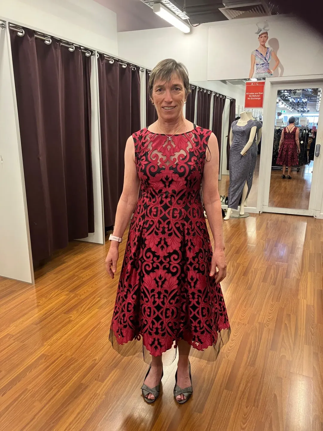 Anthea Crawford A-line Embroidered Mesh Red On Black Size 10  for rent on The Volte - main image