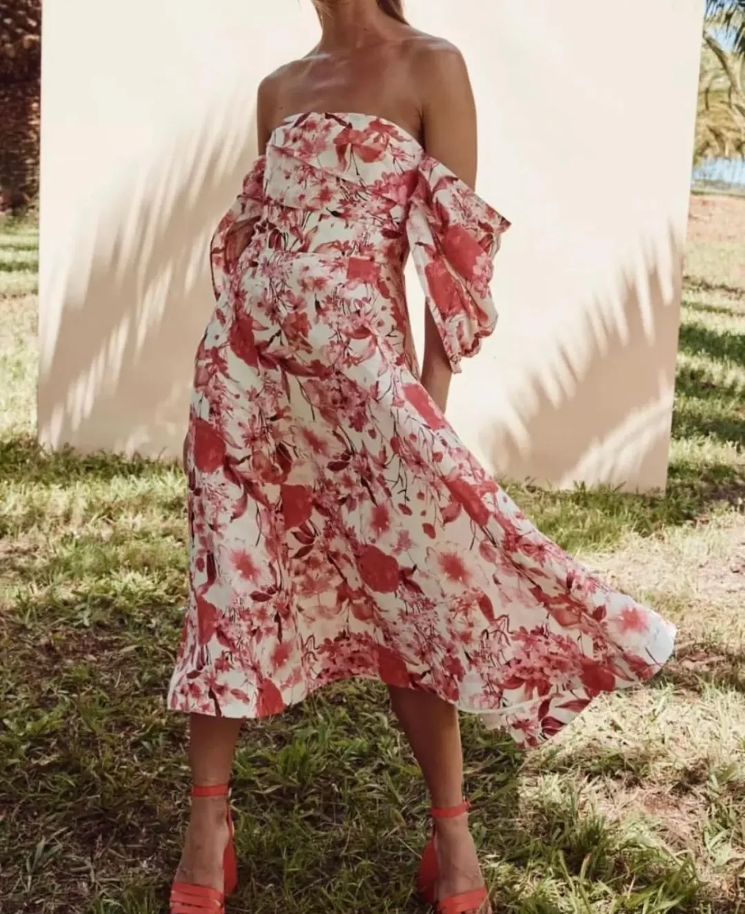 La Maison Talulah Dahlia Midi Dress Floral Size 10 for rent on The Volte - main image