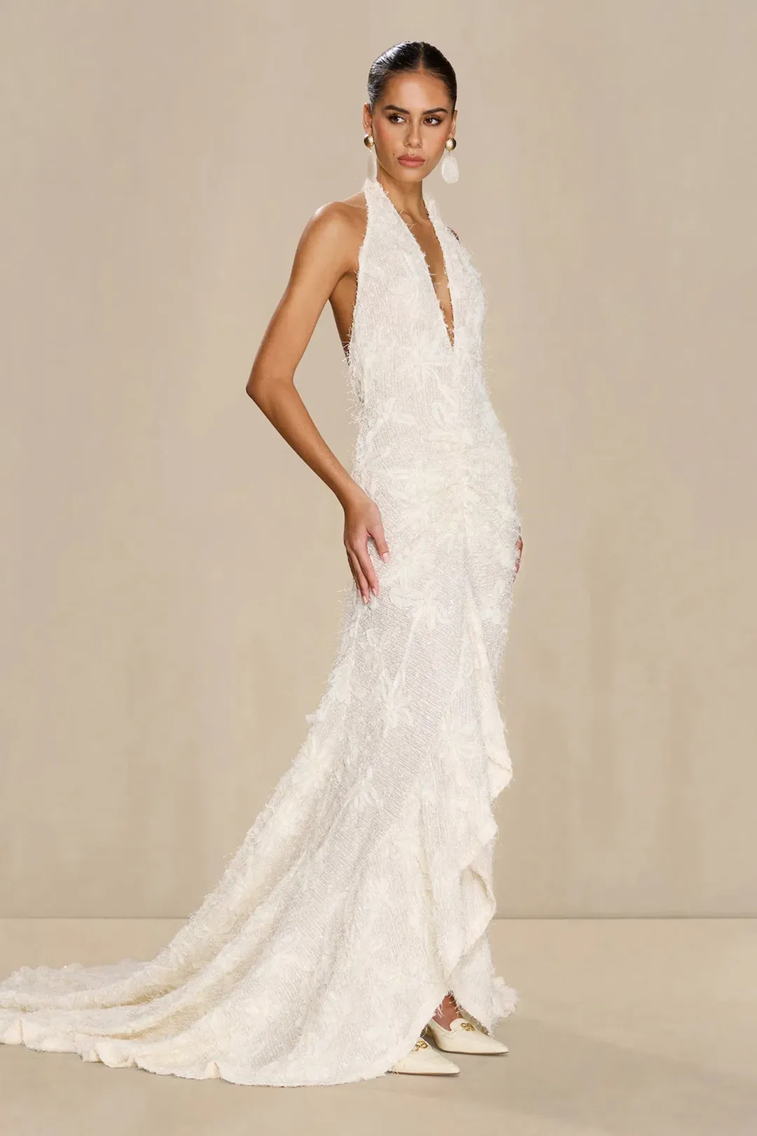 Sonya Moda Noorah Gown in Créme Off-White Size XS / AU 6 for rent on The Volte - main image
