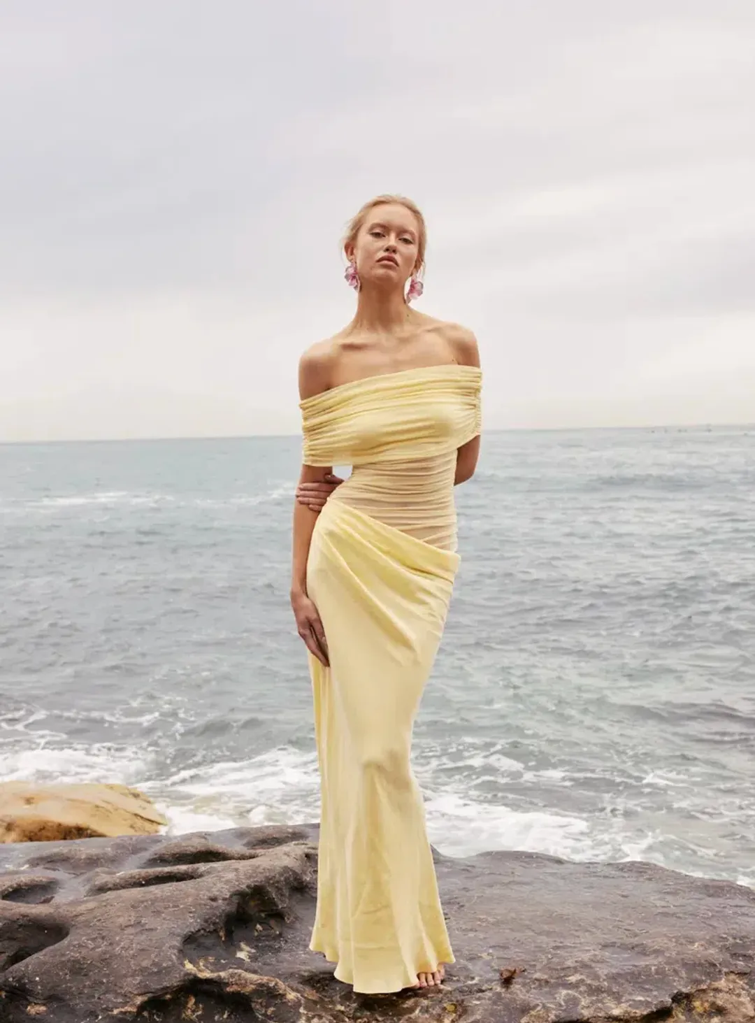 Benni Nico Off Shoulder Midi Dress Yellow Size 12 for rent on The Volte - main image