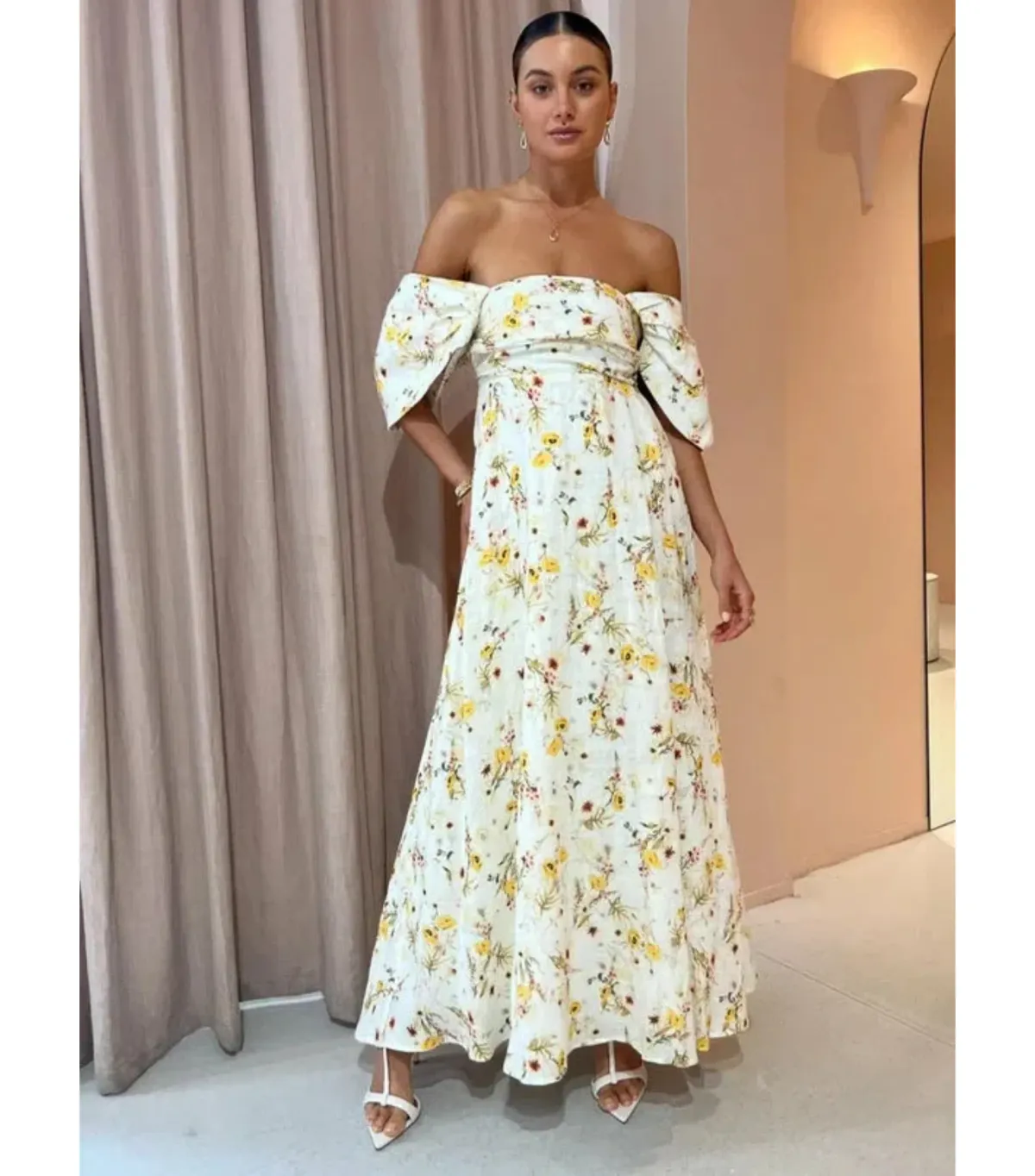 Issy Circles Dress in Yellow Poppy Size AU 6 - Image 1