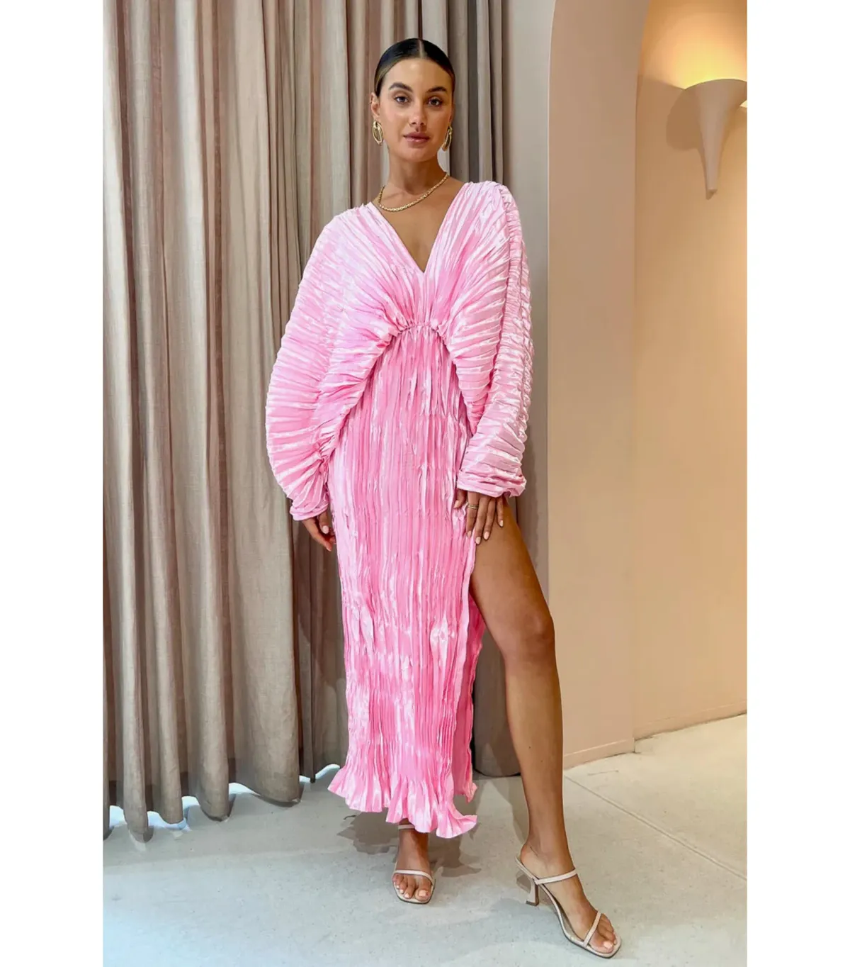 L’idée De Luxe Gown in Lipstick Pink Size AU 12 - Image 1