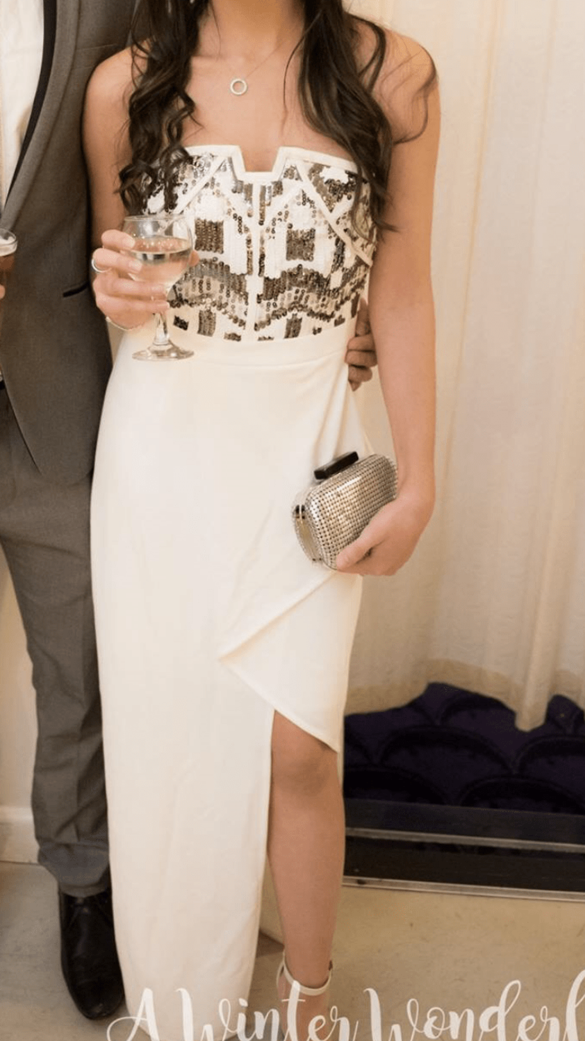 Bariano white formal dress white size 6 - Image 1