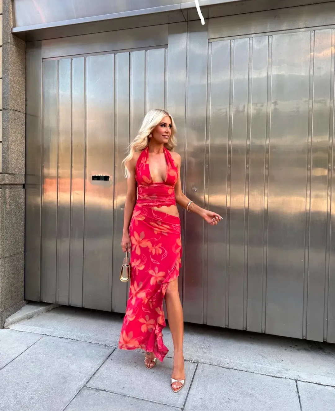 Benni Penelope Halter Maxi Dress in Hibiscus Floral Size 8 for rent on The Volte - main image