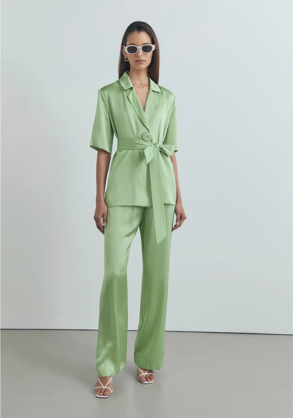 Viktoria & Woods Chorus Shirt Size 0 / AU 6 and Pilot Pants Size 1 / AU 8 Set in Tarragon Green - Image 1