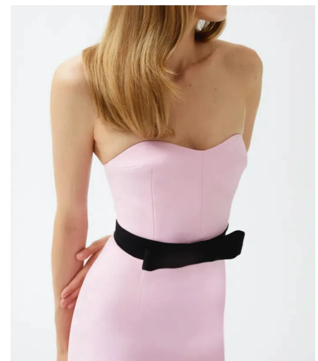 THE NEW ARRIVALS by İlkyaz Özel Noele Column Dress Baby Pink Size 10/M for rent on The Volte - main image