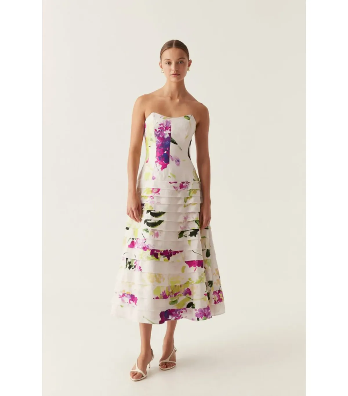 Aje Victoria Gown in Wild Hydrangea Size AU 8 - Image 1