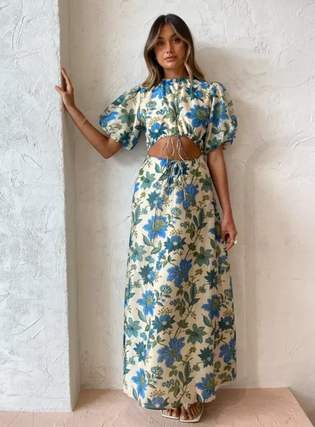 Sir the Label Celia Puff Sleeve Midi Dress in Blue Floral Alexandre Print Size 0 (AU 6) for rent on The Volte - main image