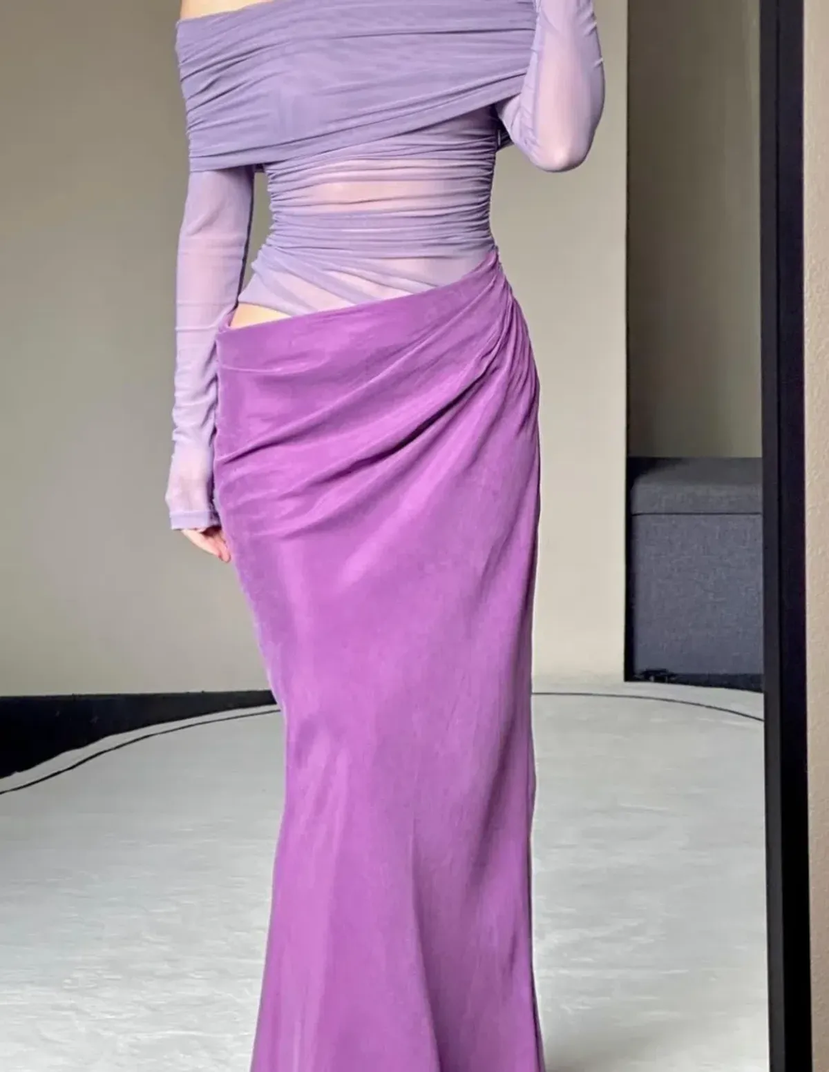 Benni Yasmin Off Shoulder Maxi Dress in Vintage Orchid Purple Size 6 - Image 4