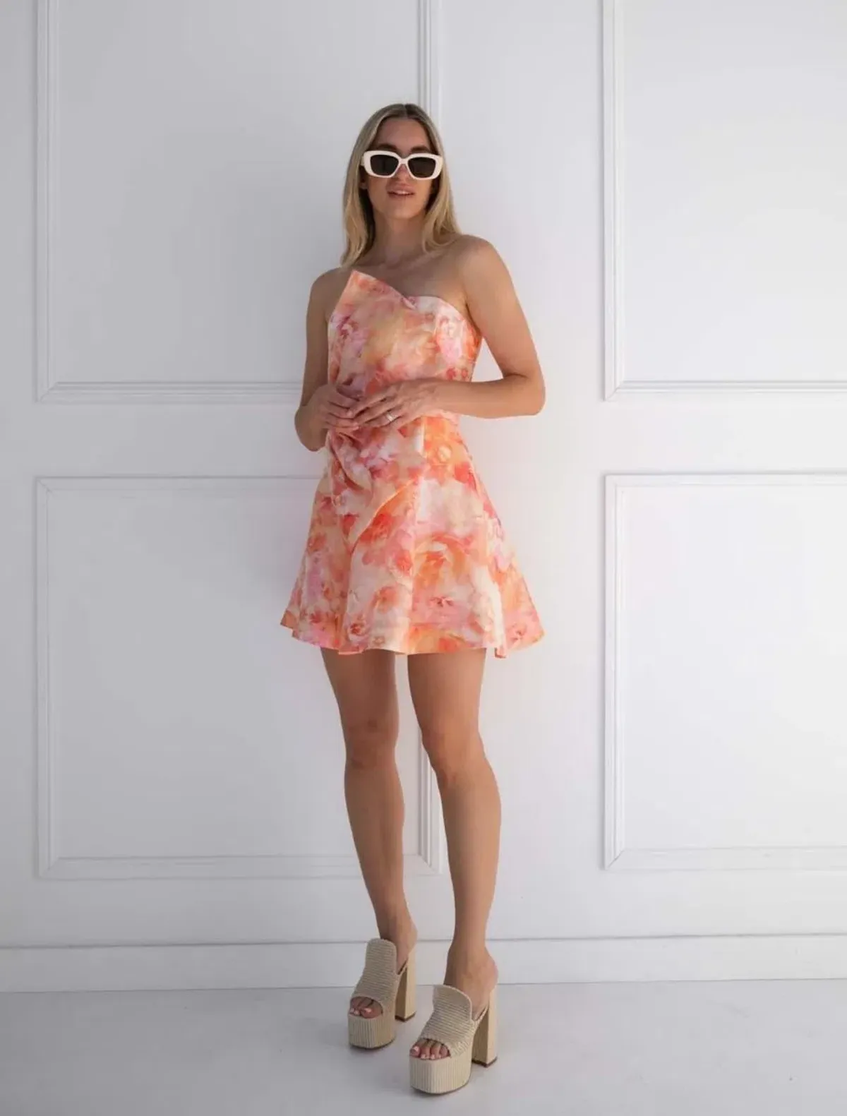 La Maison Talulah Camellia Mini Dress Rosetta Coral Print Size XS/Au 6  - Image 3