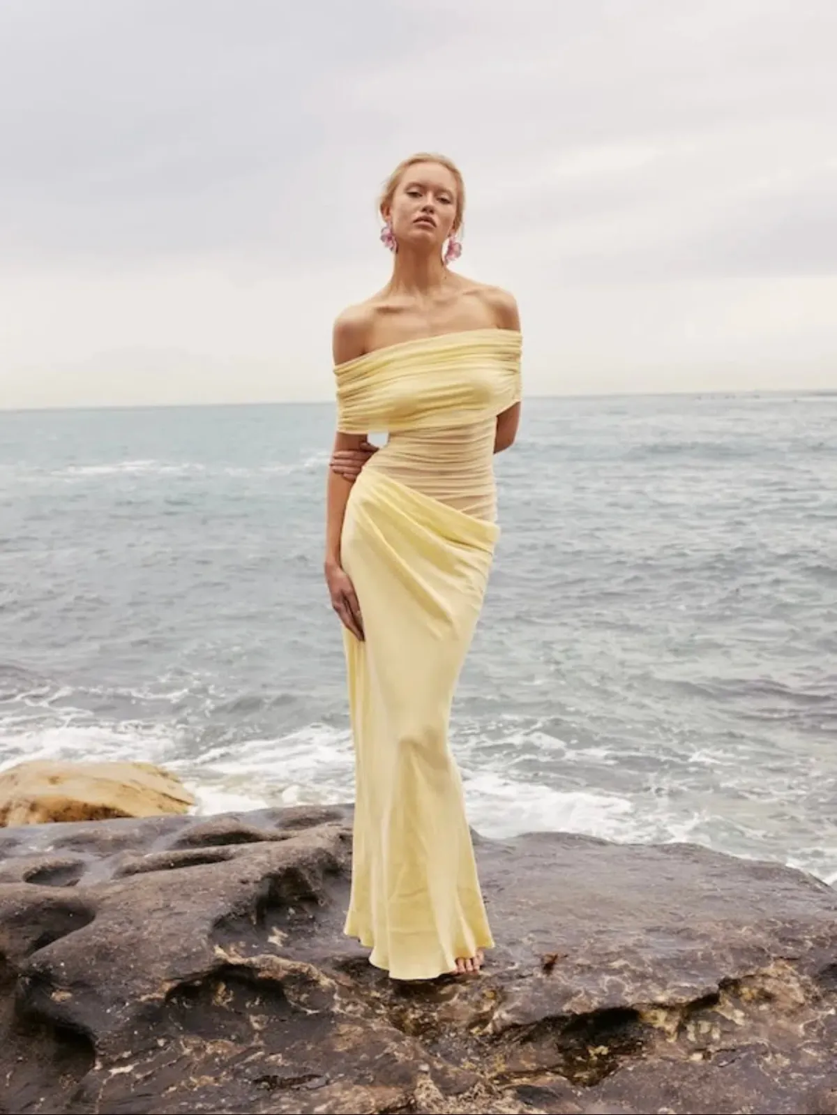 Benni Nico Off Shoulder Maxi Dress in Butter Size AU 10  - Image 4