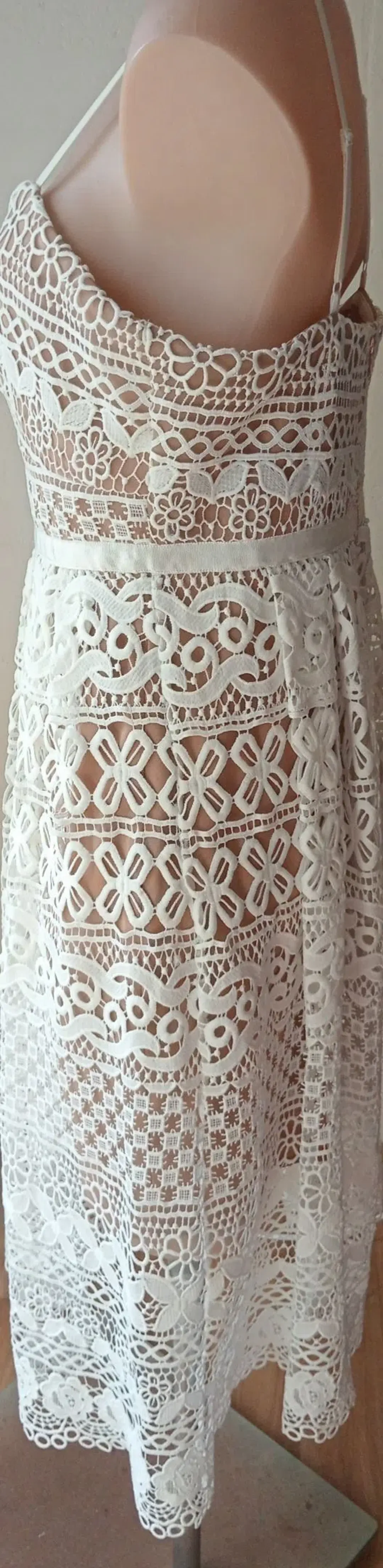 Wayne Cooper White Lace Dress White Size AU 14 for rent on The Volte - main image