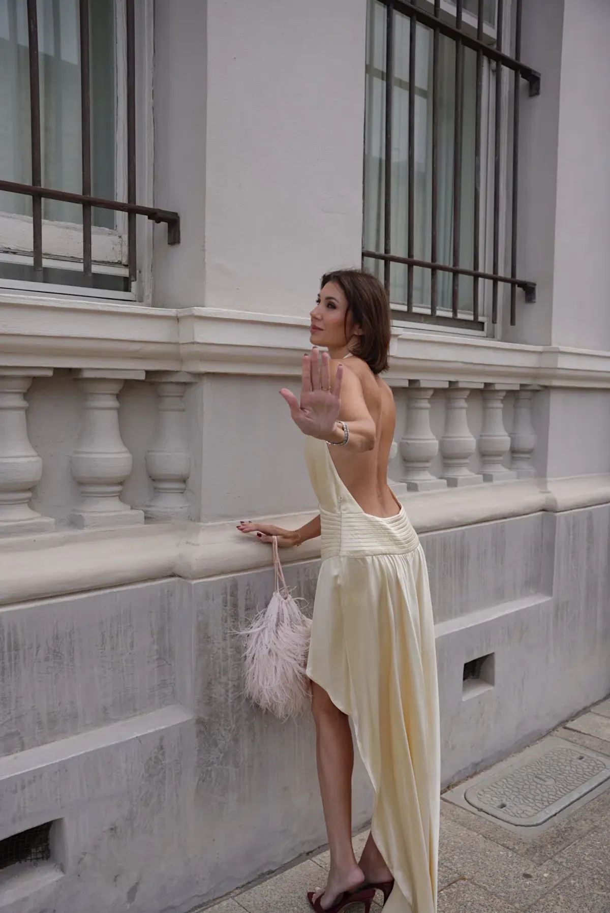 Orseund Iris Gown Cream Size AU 6  - Image 3