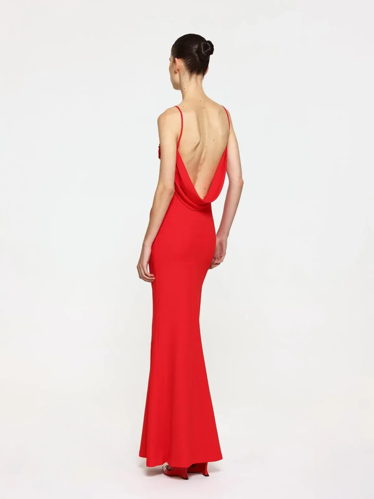 Effie Kats Havilland Gown Red Size 6 - Image 5