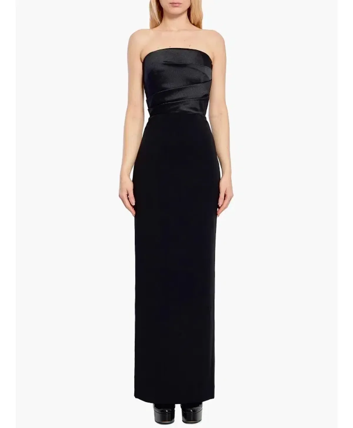 Solace London - The Afra Maxi Dress in Black - Image 2