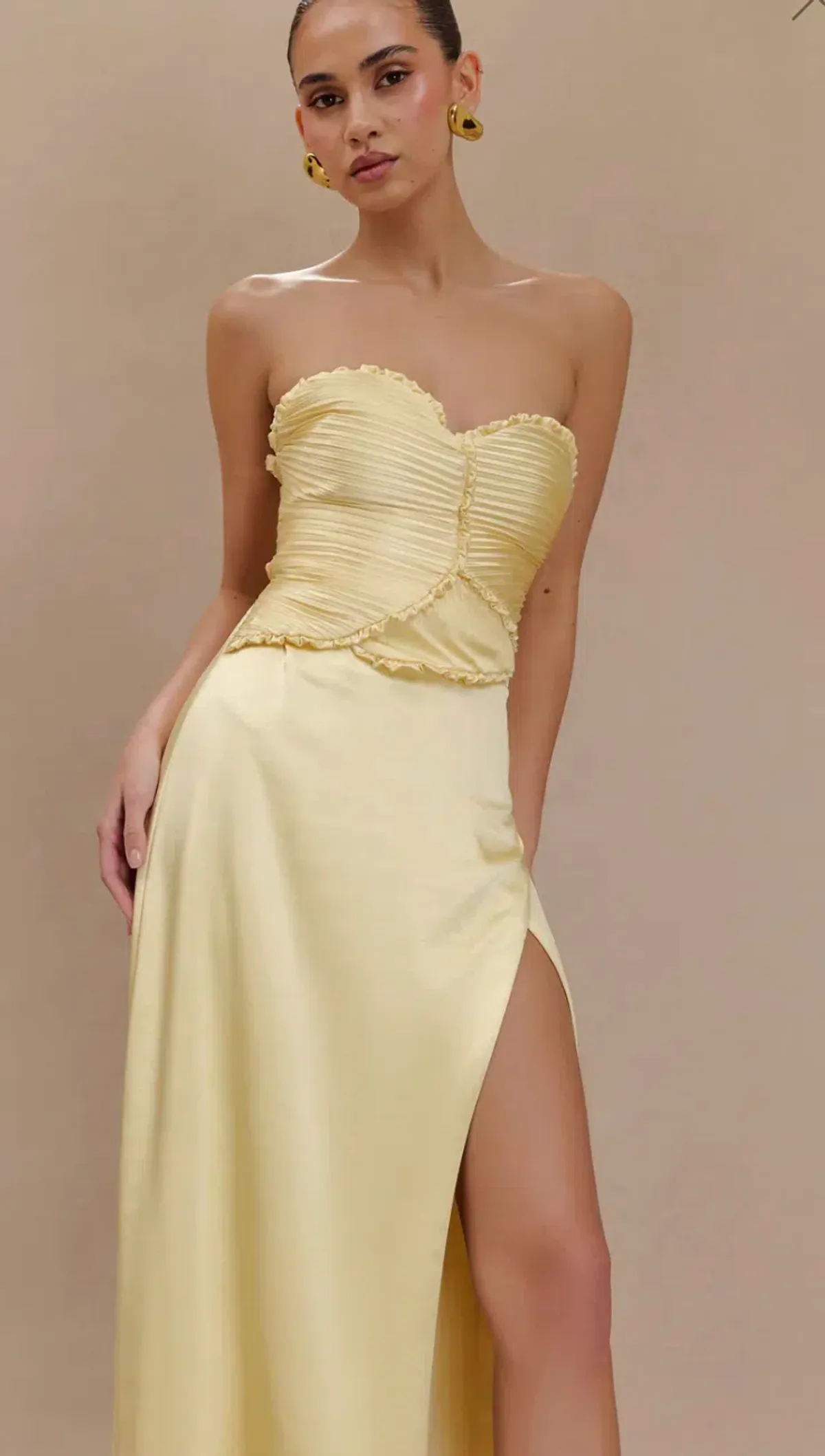 Meshki Larissa  - Image 5