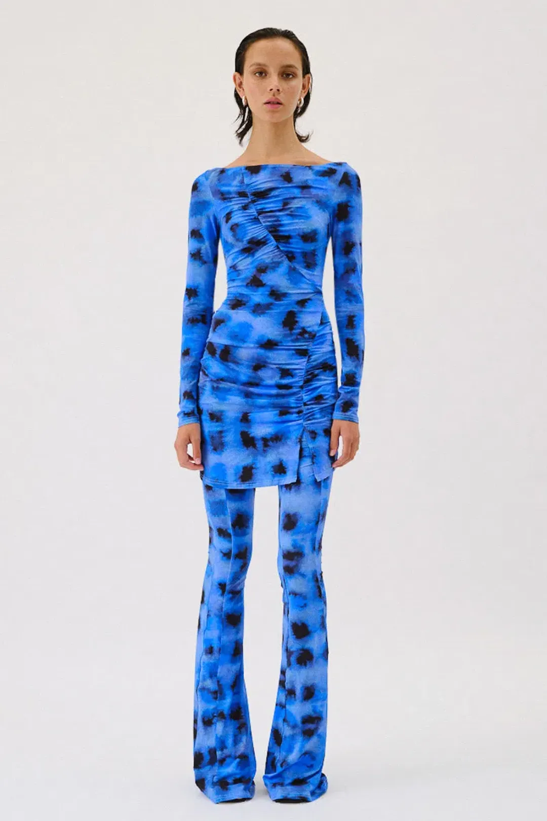 Suboo Shibori Gathered Pants Blue Size 8/S for rent on The Volte - main image