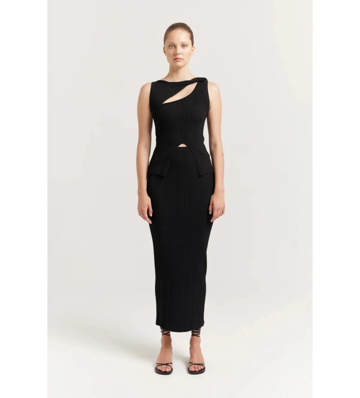 Henne Romee Knit Skirt and Top Set in Black Size AU 12 - Image 1