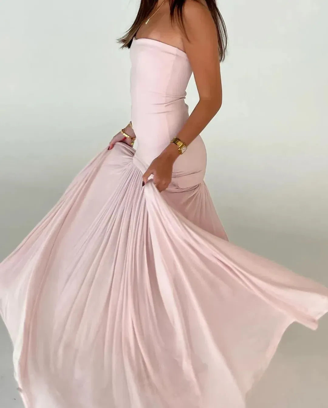 Helsa Naomi Gown in Barely Pink Size XS/AU 6 for rent on The Volte - main image