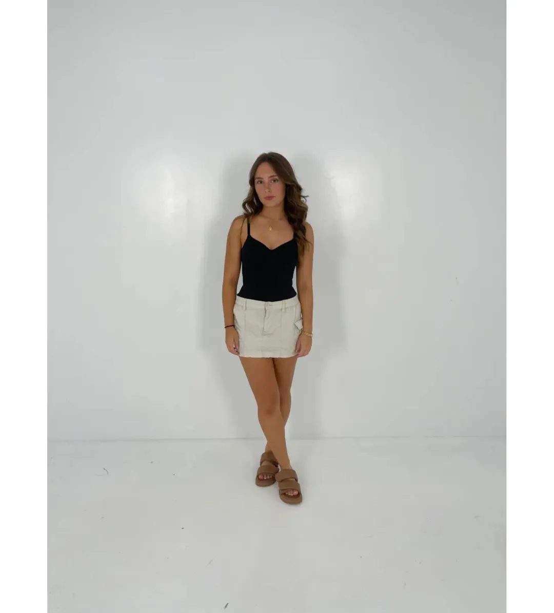 SKIMS Seamless Sculpt Bodysuit Onyx Size S/AU 8 for rent on The Volte - main image