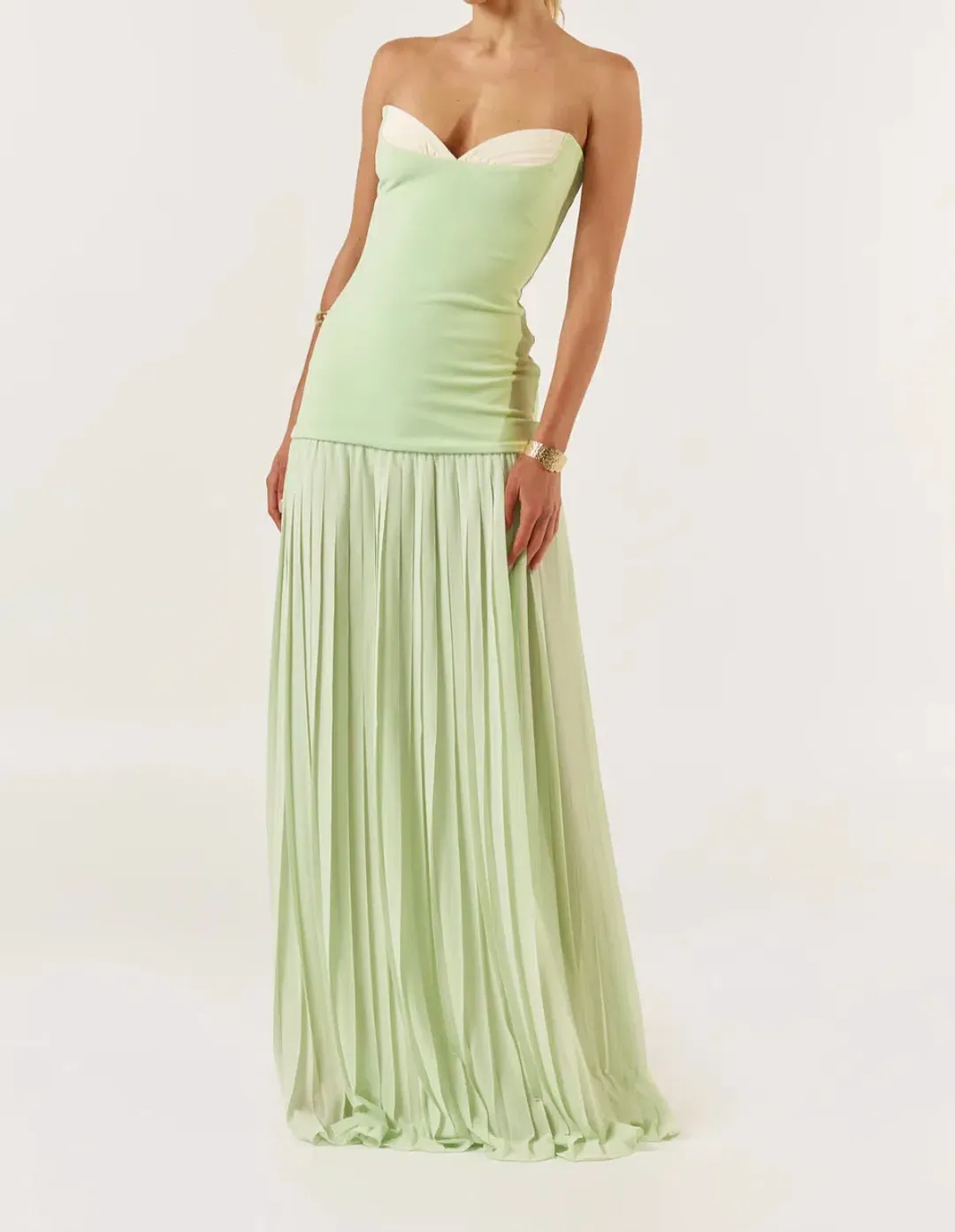 She is OLLÁ Nicolette Maxi Dress Green Size S/ Au 8 for rent on The Volte - main image