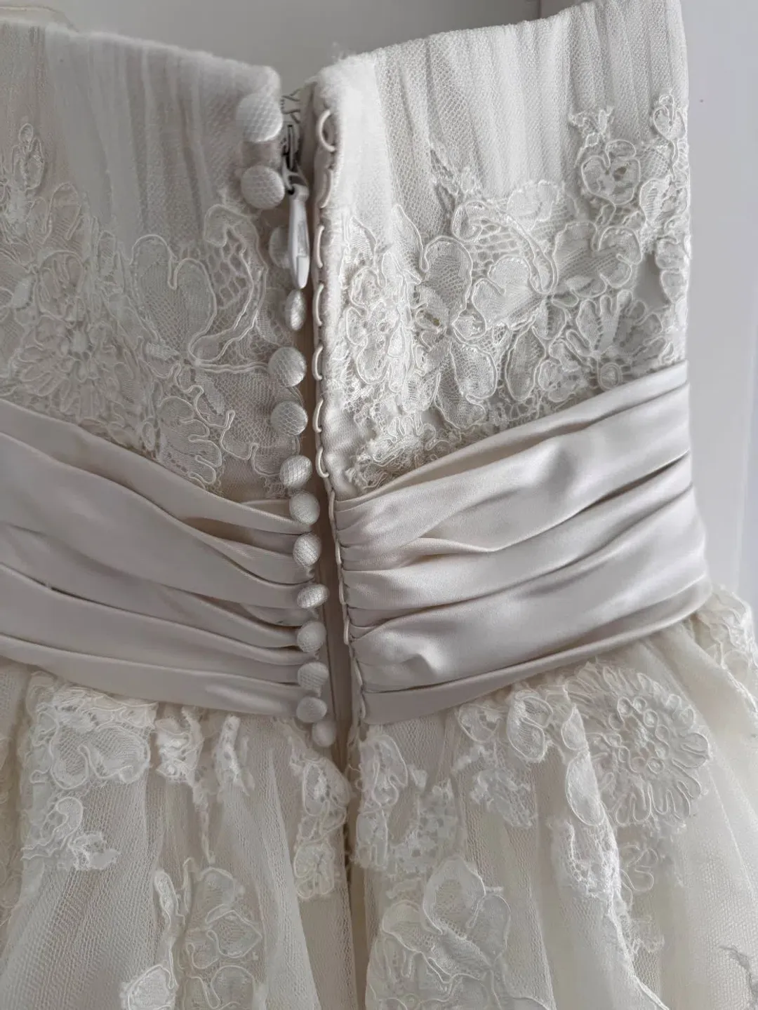 Pronovias Bridal size 10 for rent on The Volte - main image