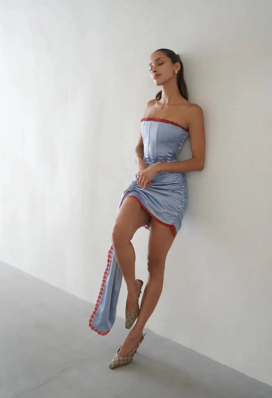 Deconduarte Mira Set in Blue Size Small / AU 8  for rent on The Volte - main image